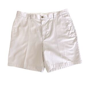 L.L. Bean Men's Natural Fit Khaki Flat Front Chino Shorts No-Iron Cotton Size 38